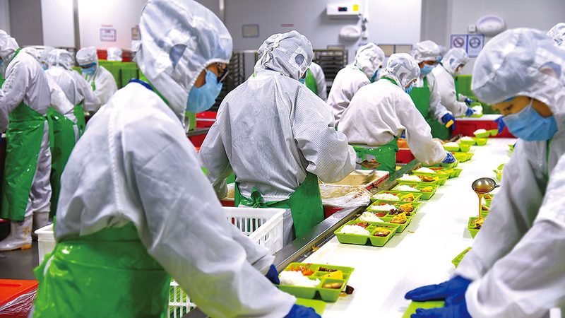 以下是一些适合孕妇食用的芒果干品牌和产品：
