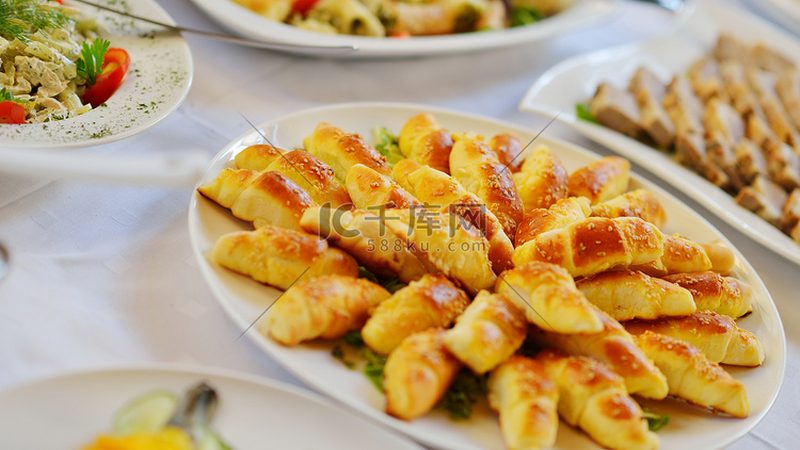 食品OEM代加工合同规范：关键要素与注意事项