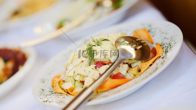 食品代工合同质保期：关键条款解读与注意事项